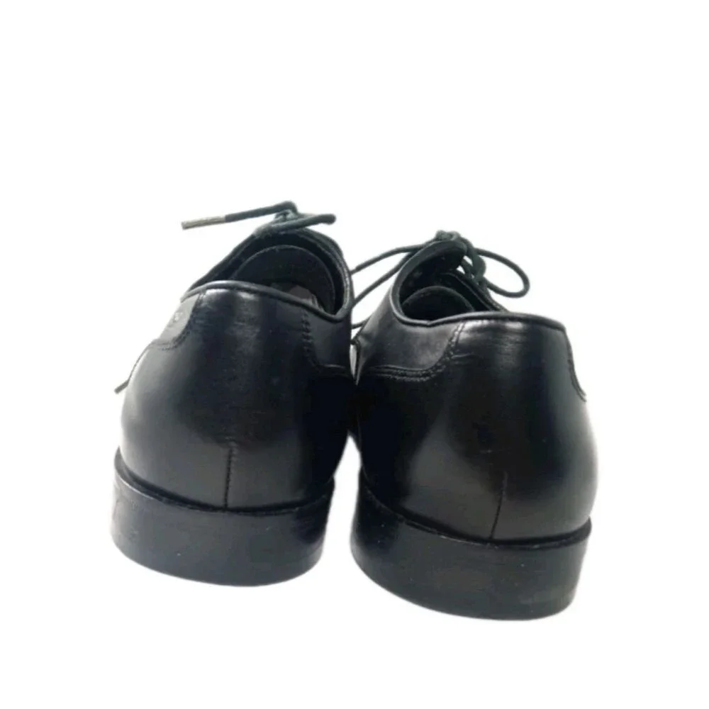 Hugo Boss Black Leather Dress Shoes  Men's Size 9